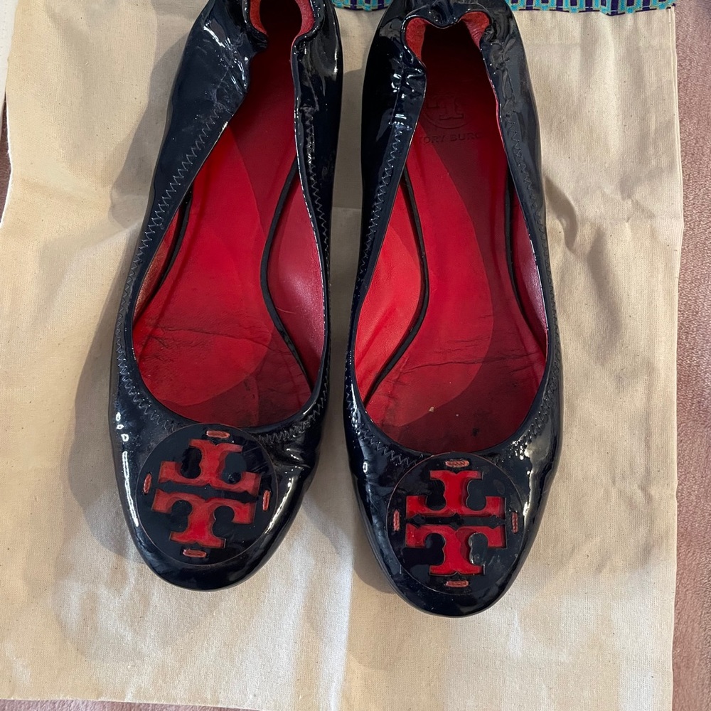 Navy & red “Tory Burch” flats